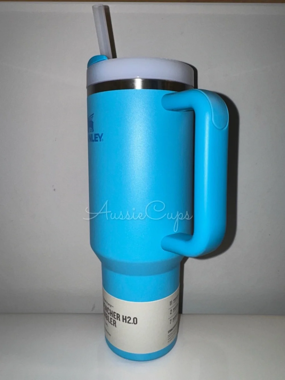 Stanley Splash 40 oz Quencher H2.0 Tumbler - Bright Blue Color, Great for Summer - Picture 2 of 8